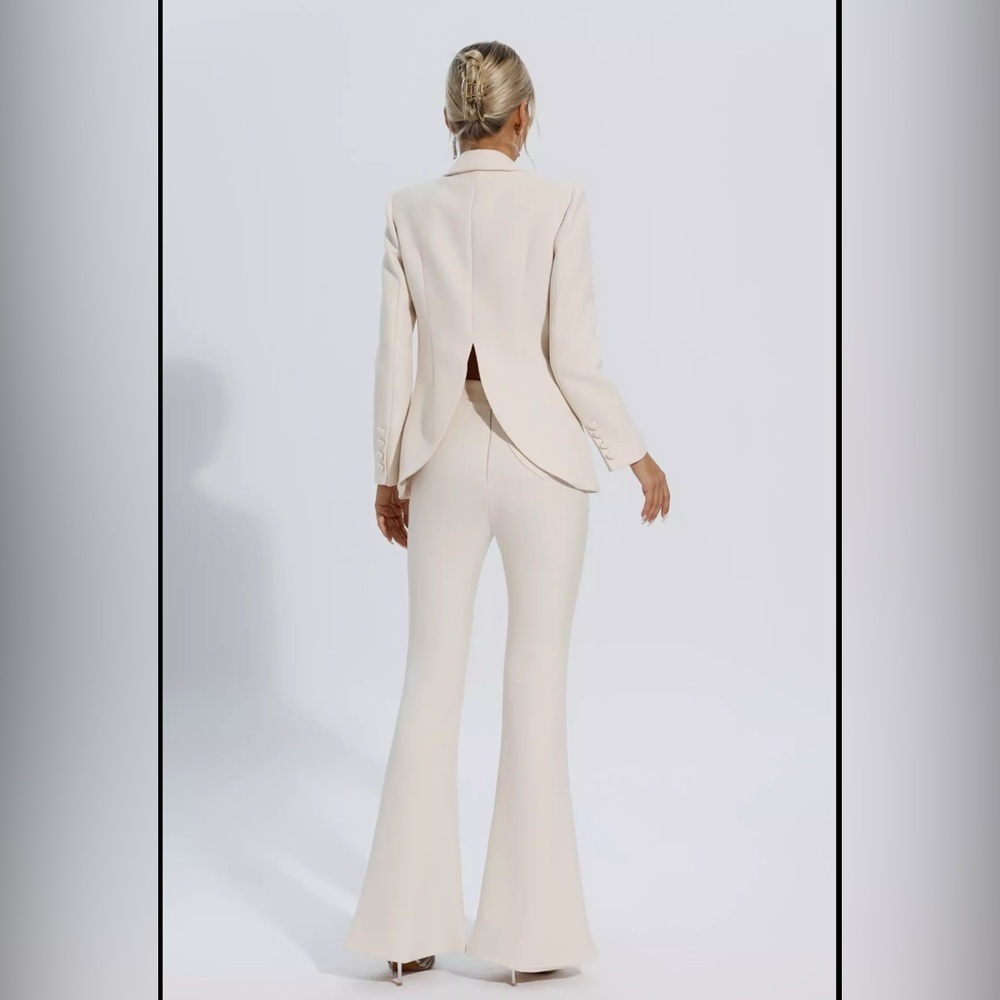 Chic Cream Women's Pantsuit - Picture 2 of 2